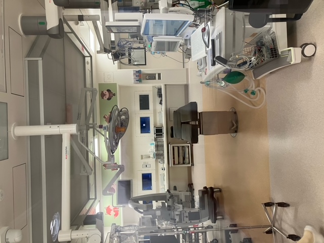 de operatiekamer, nu nog zonder patient.