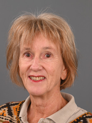 Knols Henriette